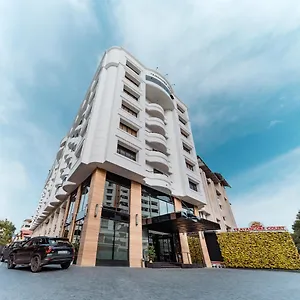 ***** Hotel Travancore Court India